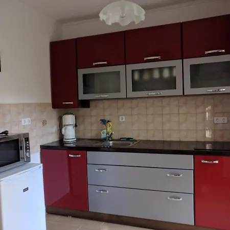 Cseresznyés Apartman *