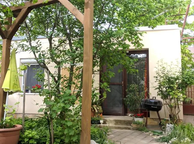 Cseresznyes Apartament