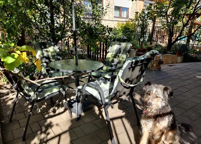 Apartament Cseresznyes *